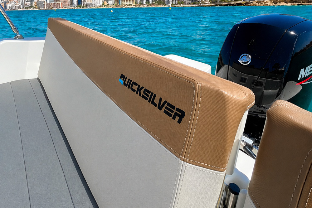 Aalquiler barco quicksilver-605-merche con licencia en Altea y Calpe Aalquiler barco quicksilver-605-merche con licencia en Altea y Calpe